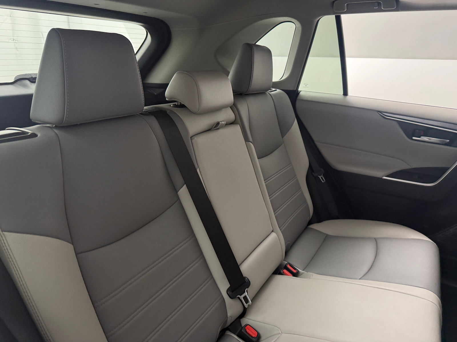 Thumbnail: 2021 Toyota RAV4 - 5