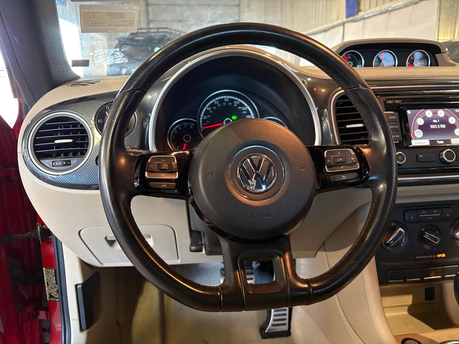 Thumbnail: 2013 Volkswagen Beetle - 5