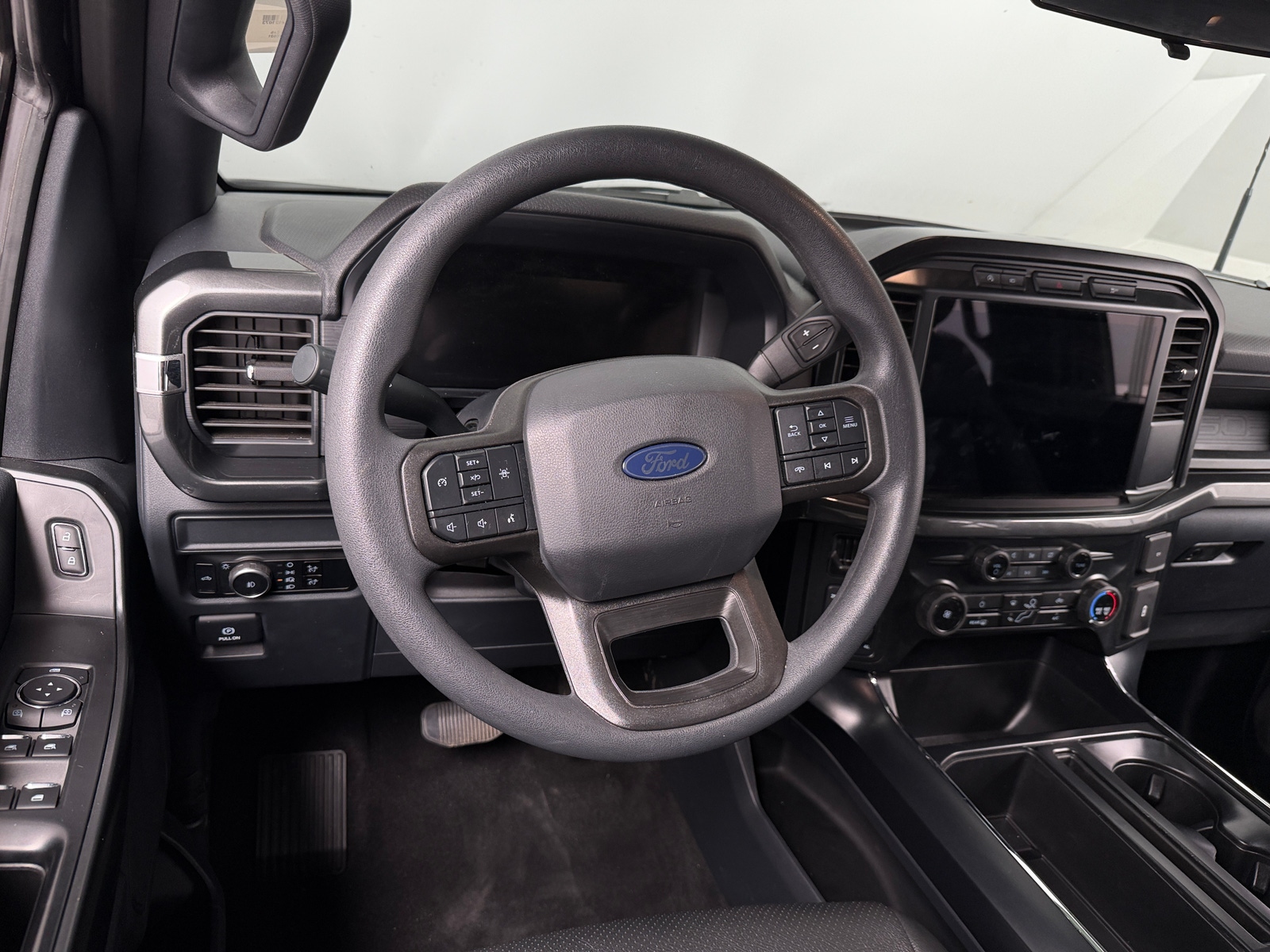 Thumbnail: 2024 Ford Econoline - 5