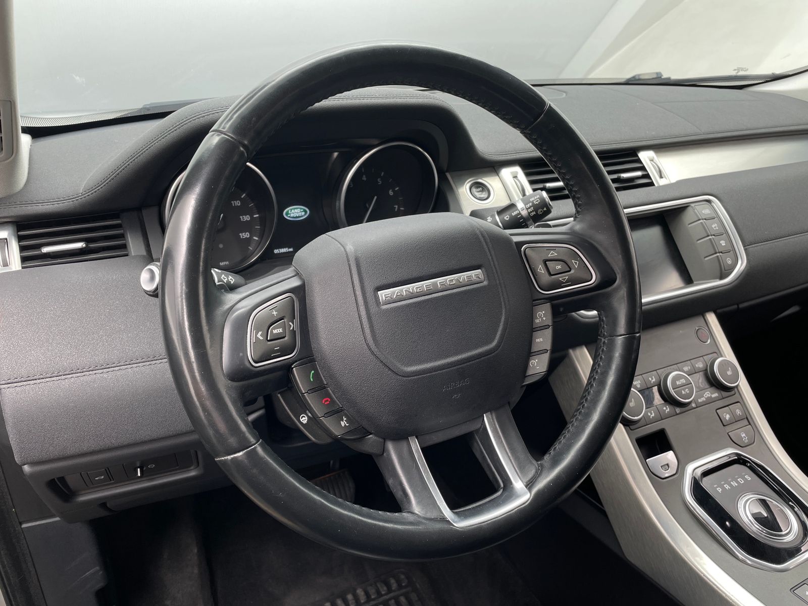 Thumbnail: 2017 Land Rover Range Rover Evoque - 4