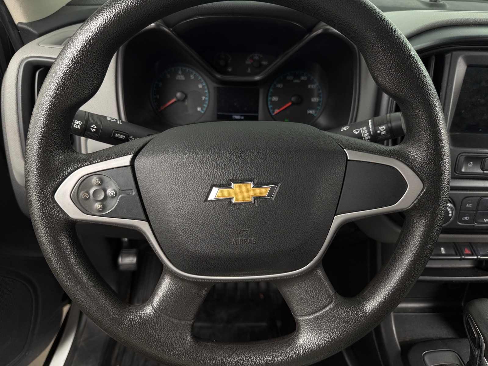 Thumbnail: 2022 Chevrolet Colorado - 5