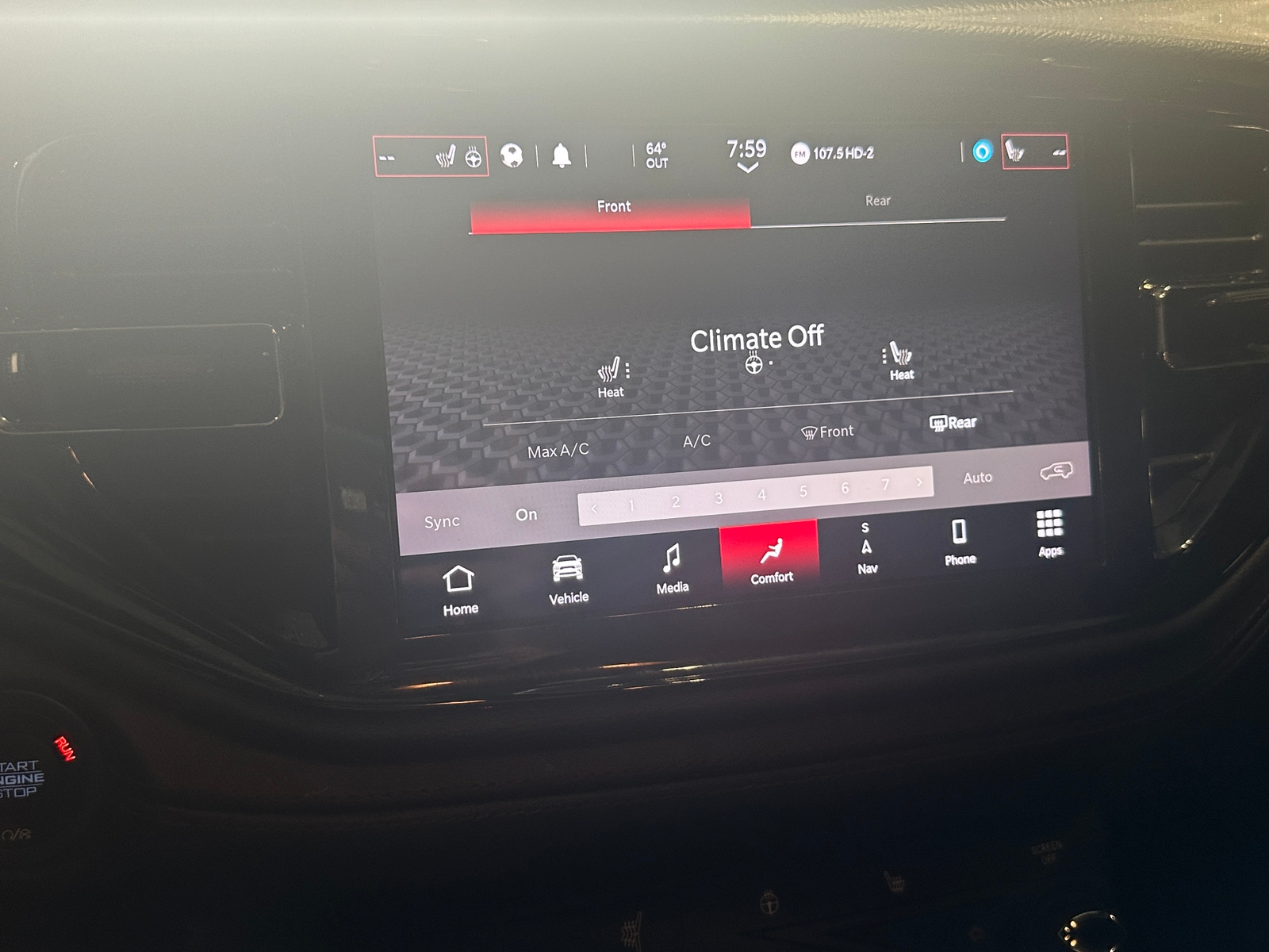 Thumbnail: 2022 Dodge Durango - 3