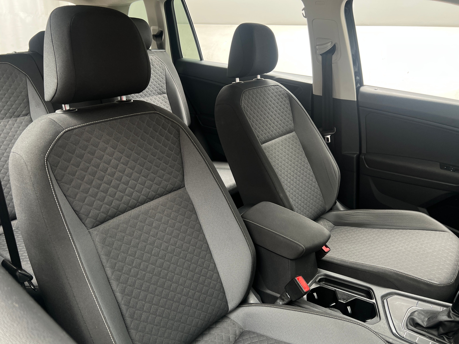 Thumbnail: 2021 Volkswagen Tiguan - 2