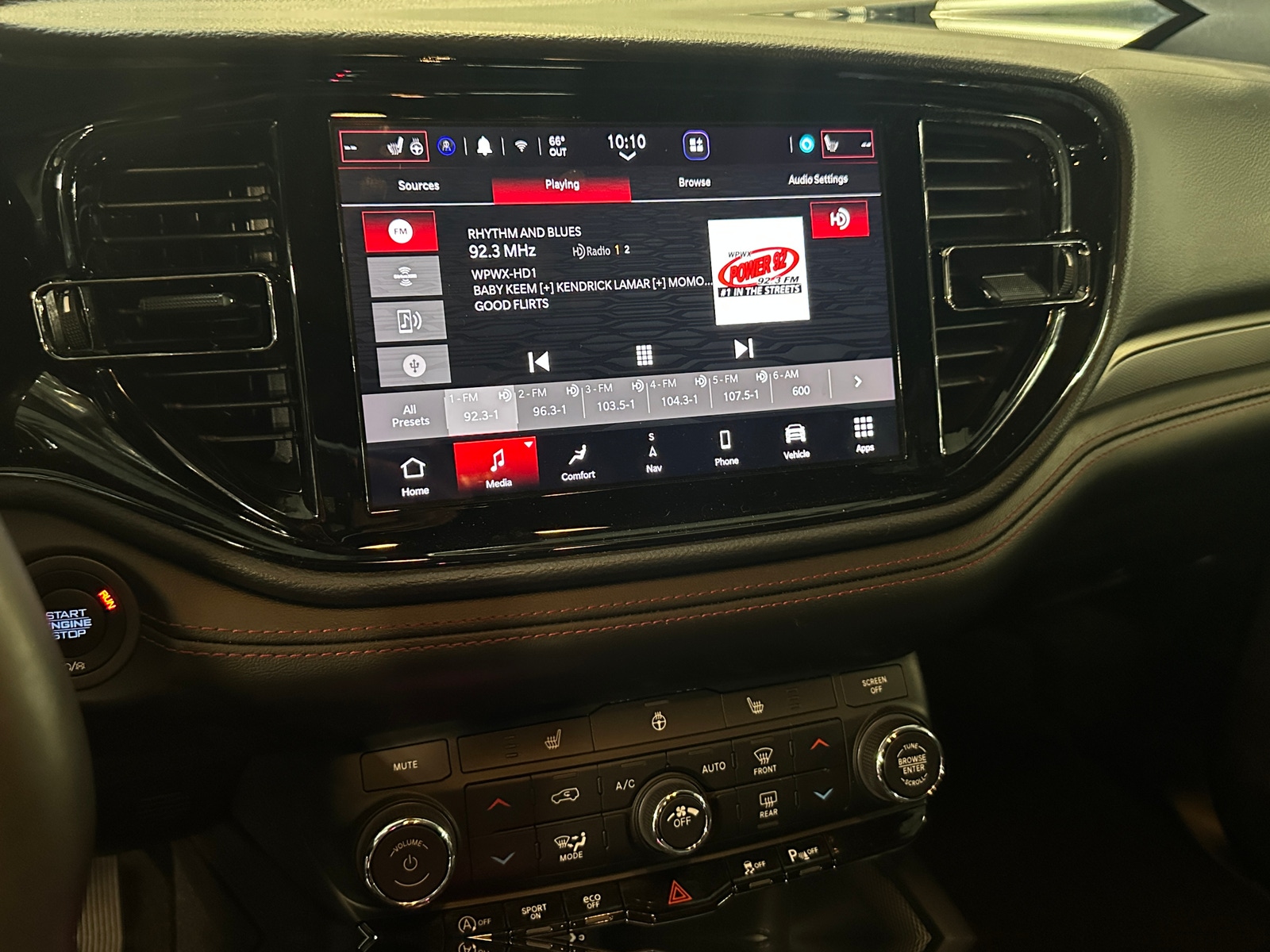 Thumbnail: 2025 Dodge Durango - 4