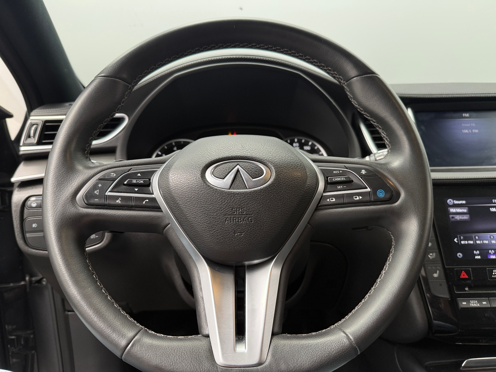 Thumbnail: 2023 INFINITI QX55 - 4