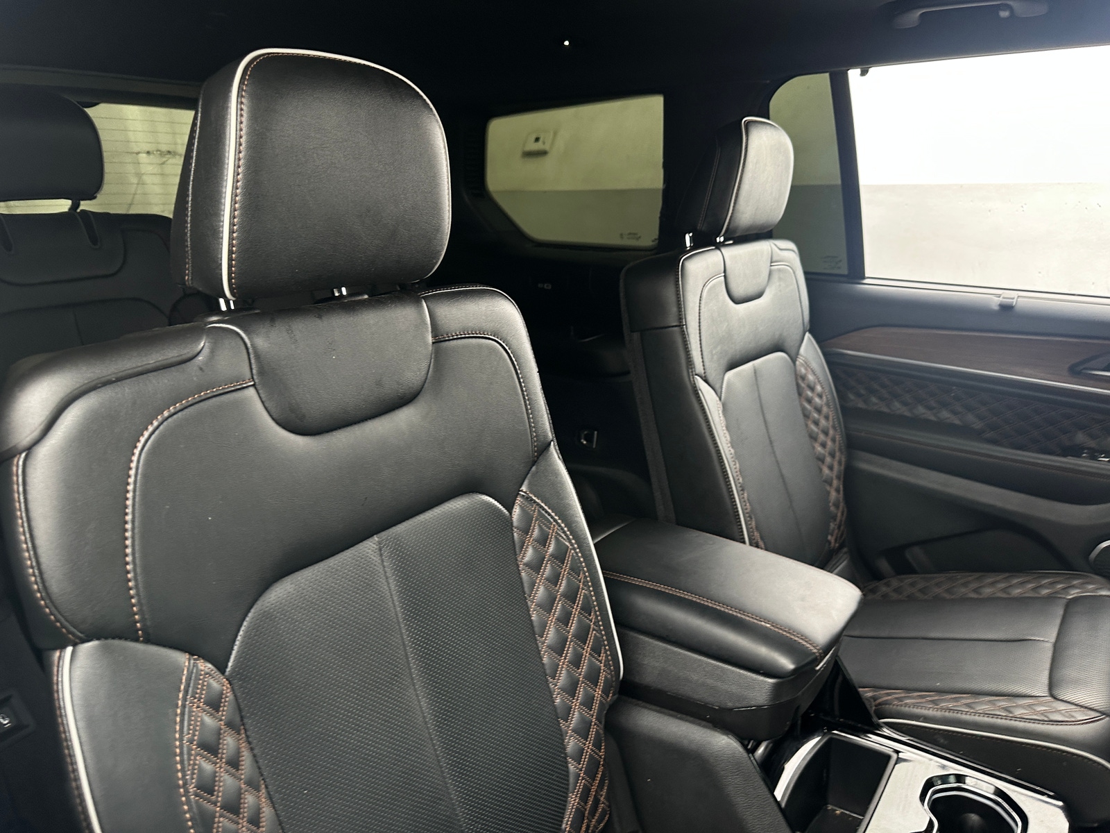 Thumbnail: 2023 Jeep Grand Cherokee L - 5