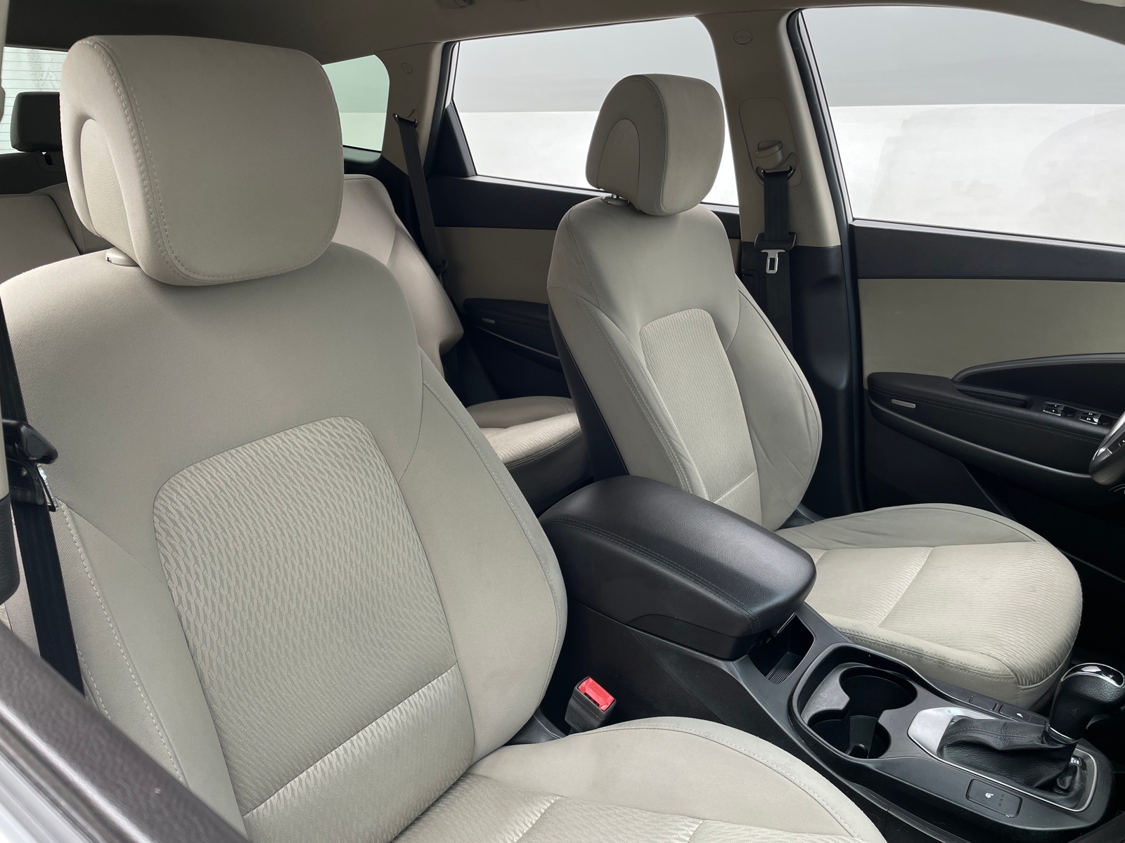 Thumbnail: 2016 Hyundai Santa Fe - 2