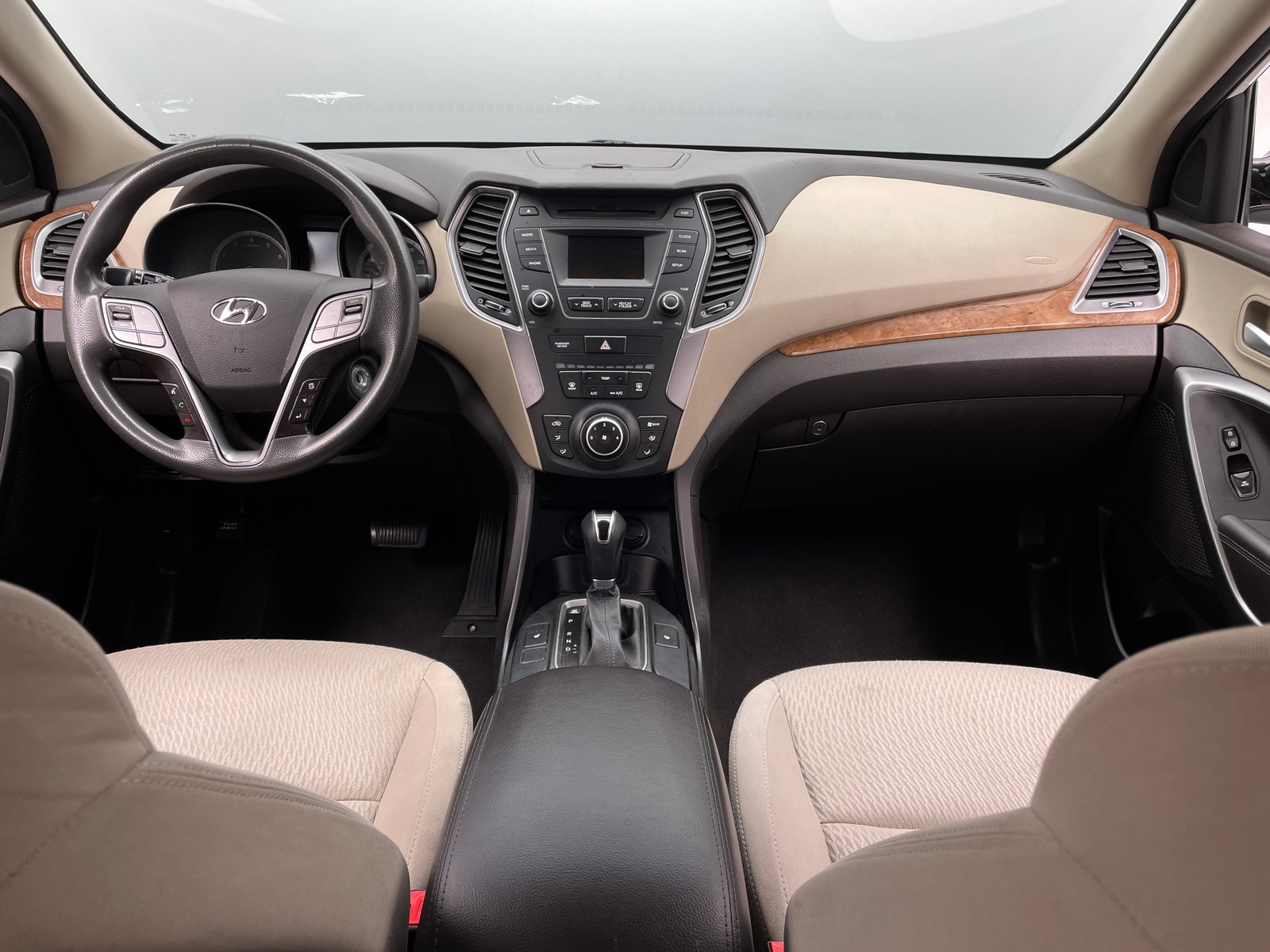 Thumbnail: 2016 Hyundai Santa Fe - 3