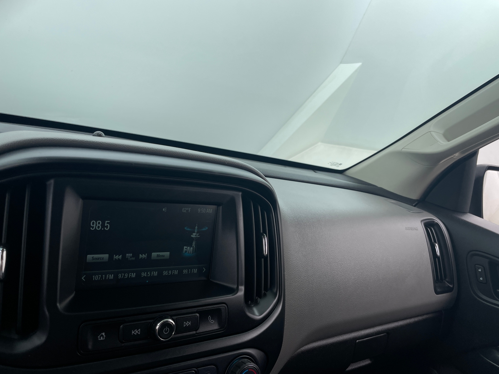 Thumbnail: 2018 Chevrolet Colorado - 3