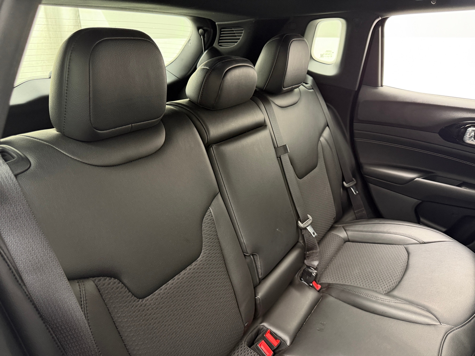 Thumbnail: 2022 Jeep Compass - 6