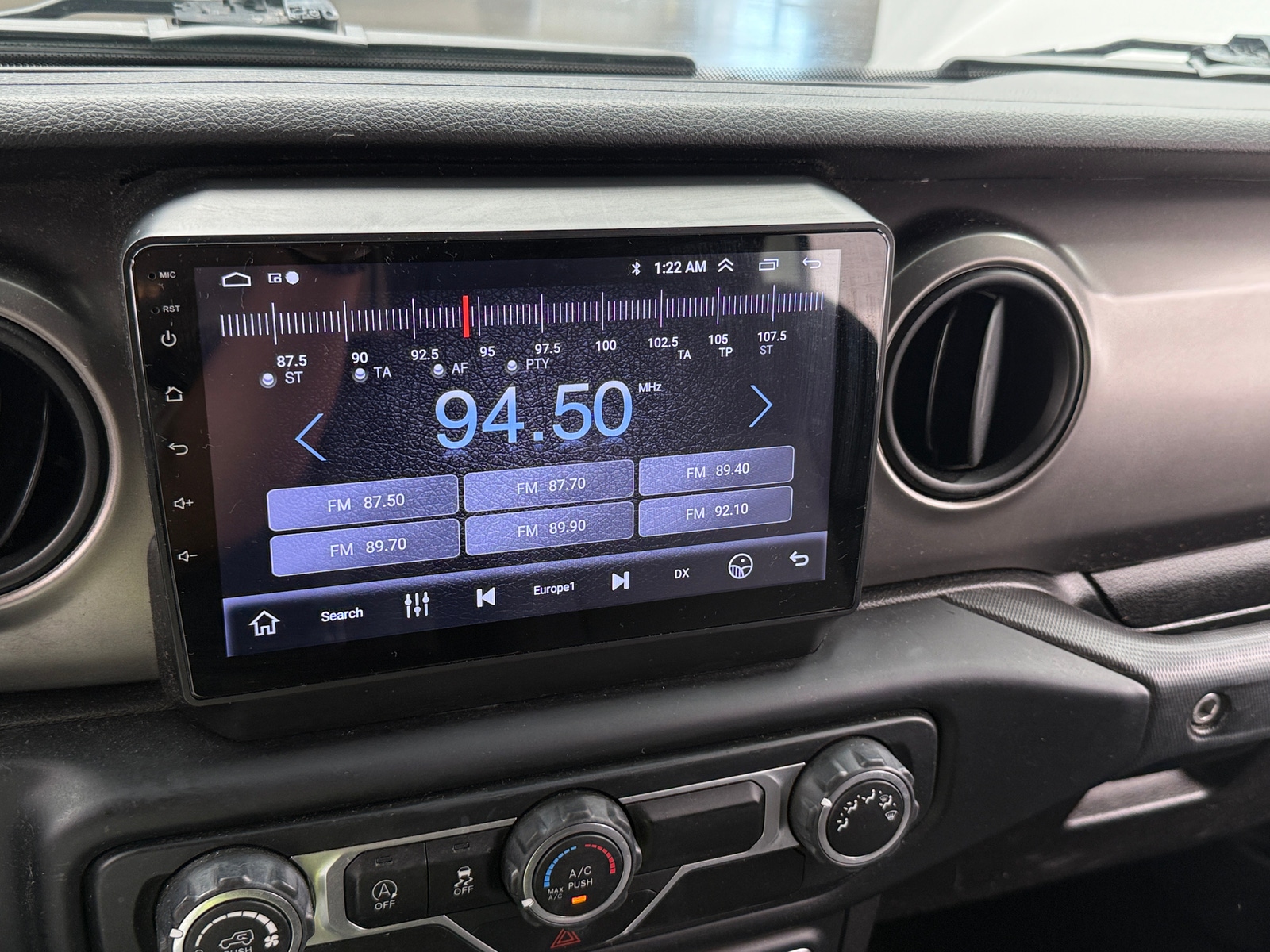 Thumbnail: 2019 Jeep Wrangler - 4