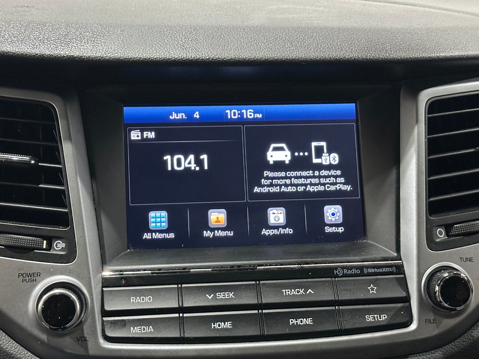 Thumbnail: 2018 Hyundai Tucson - 4