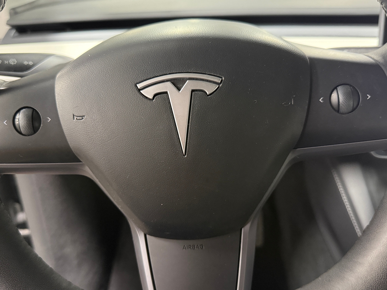Thumbnail: 2023 Tesla Model Y - 4