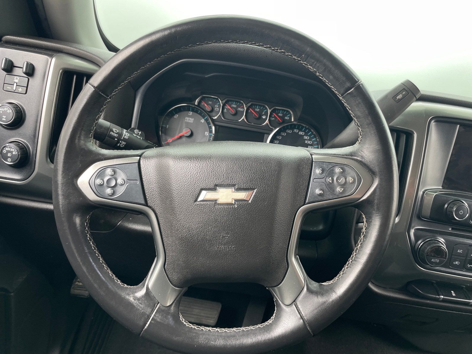 Thumbnail: 2019 Chevrolet Silverado 1500 - 5