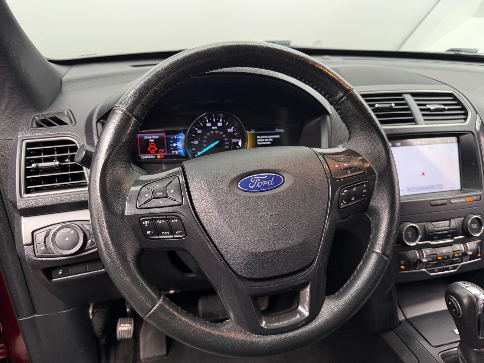Thumbnail: 2019 Ford Explorer - 5