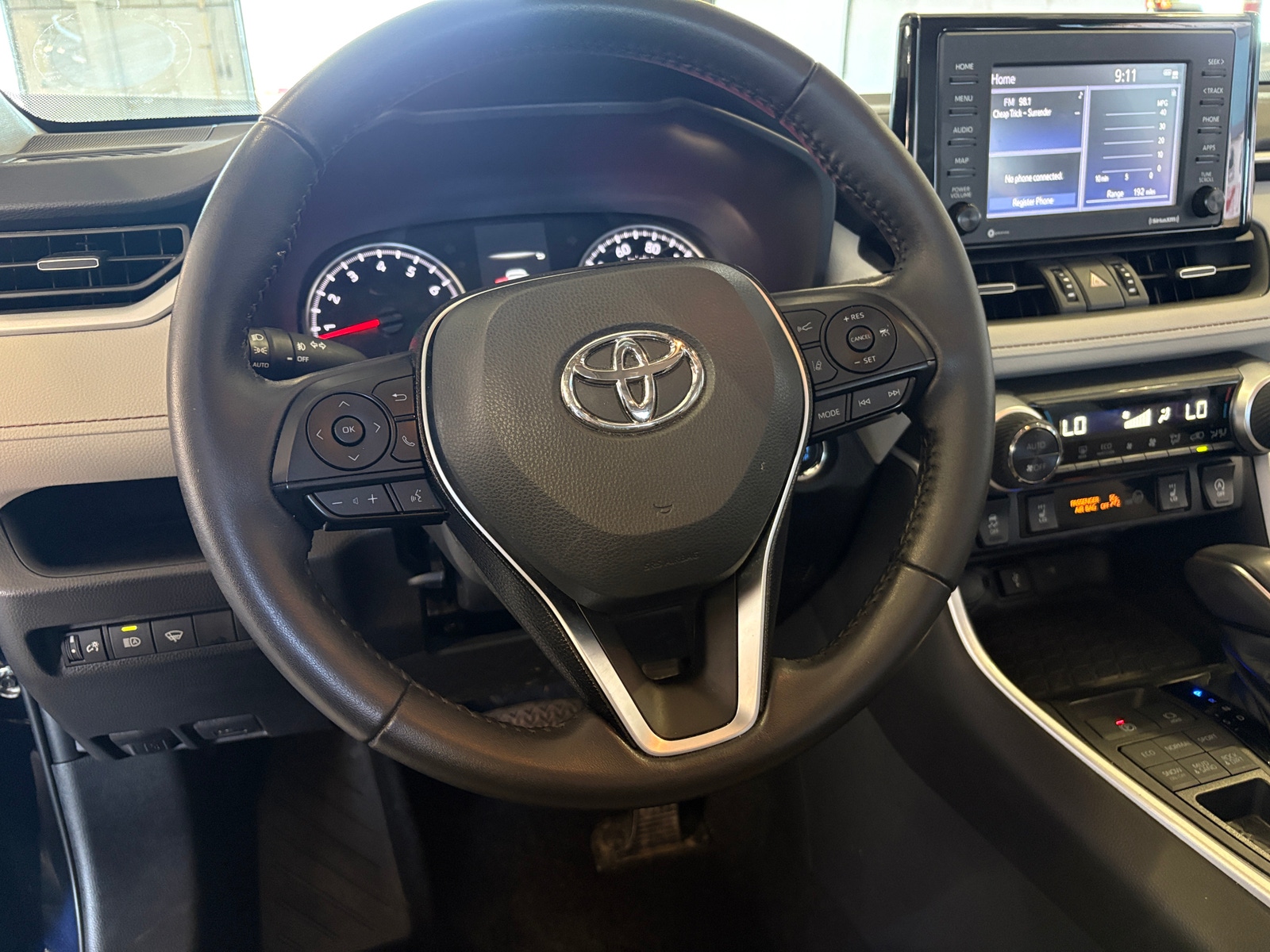 Thumbnail: 2021 Toyota RAV4 - 4