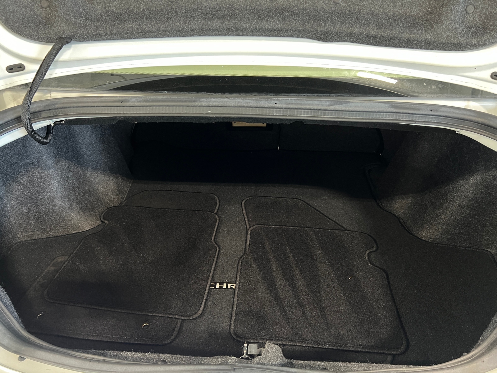 Thumbnail: 2012 Chrysler 200 - 6