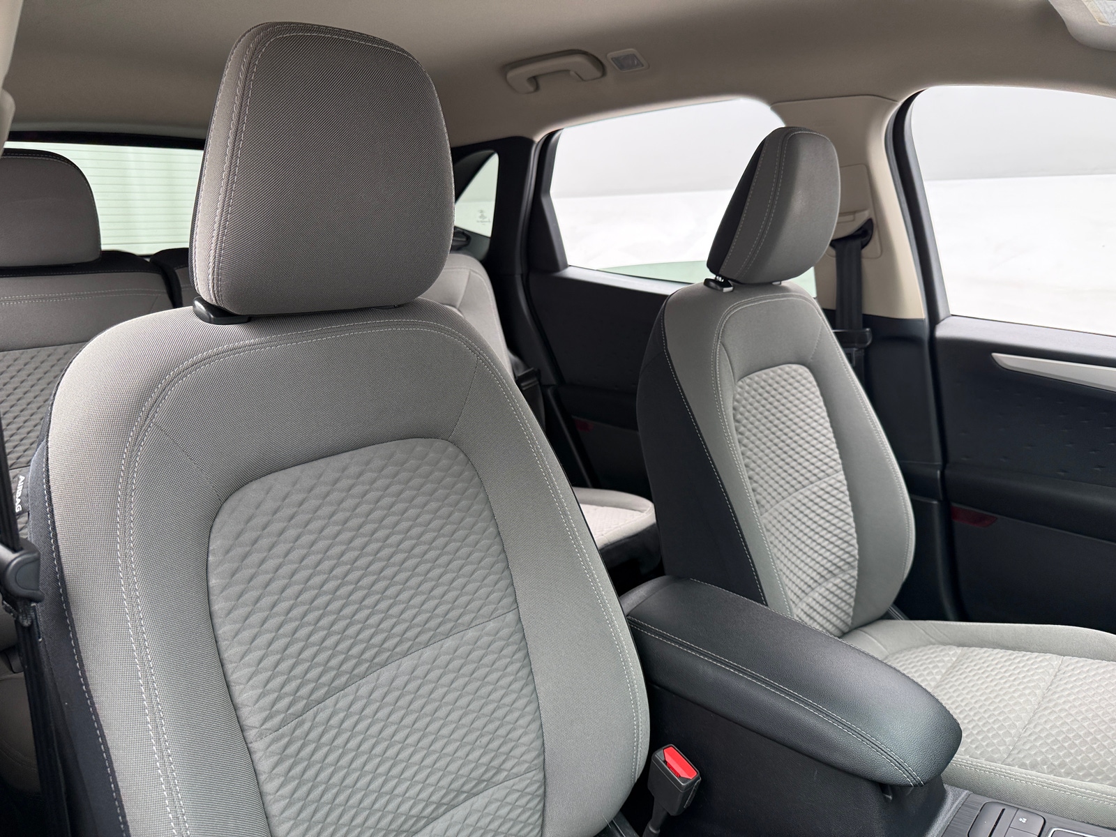 Thumbnail: 2020 Ford Escape - 2