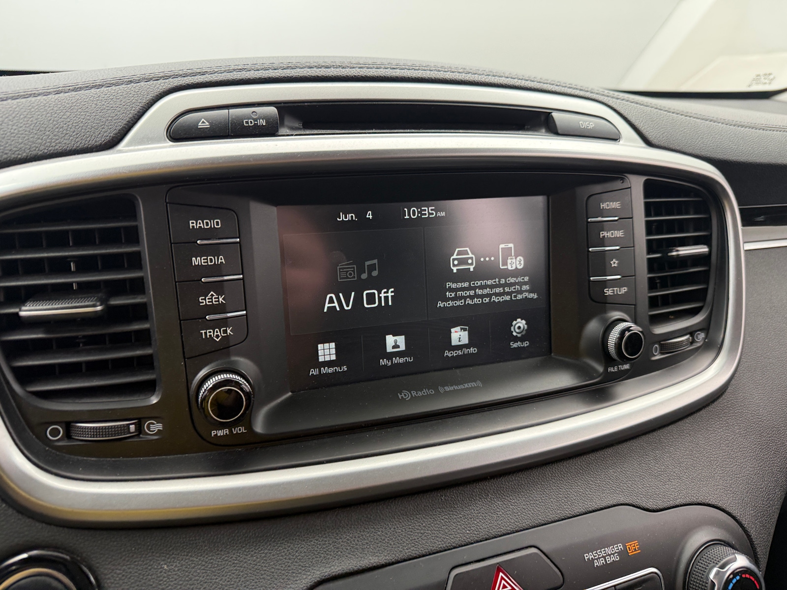 Thumbnail: 2019 Kia Sorento - 3