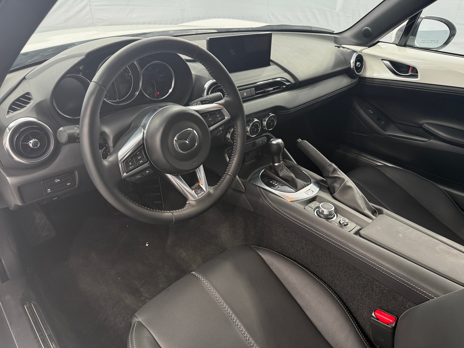 Thumbnail: 2024 Mazda MX-5 Miata - 2