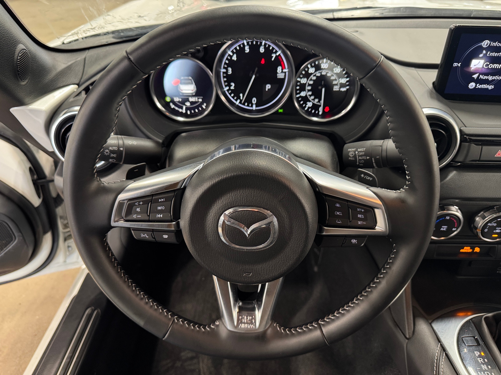 Thumbnail: 2024 Mazda MX-5 Miata - 4