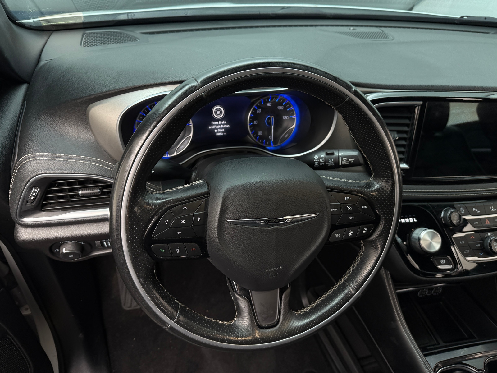 Thumbnail: 2021 Chrysler Pacifica - 4