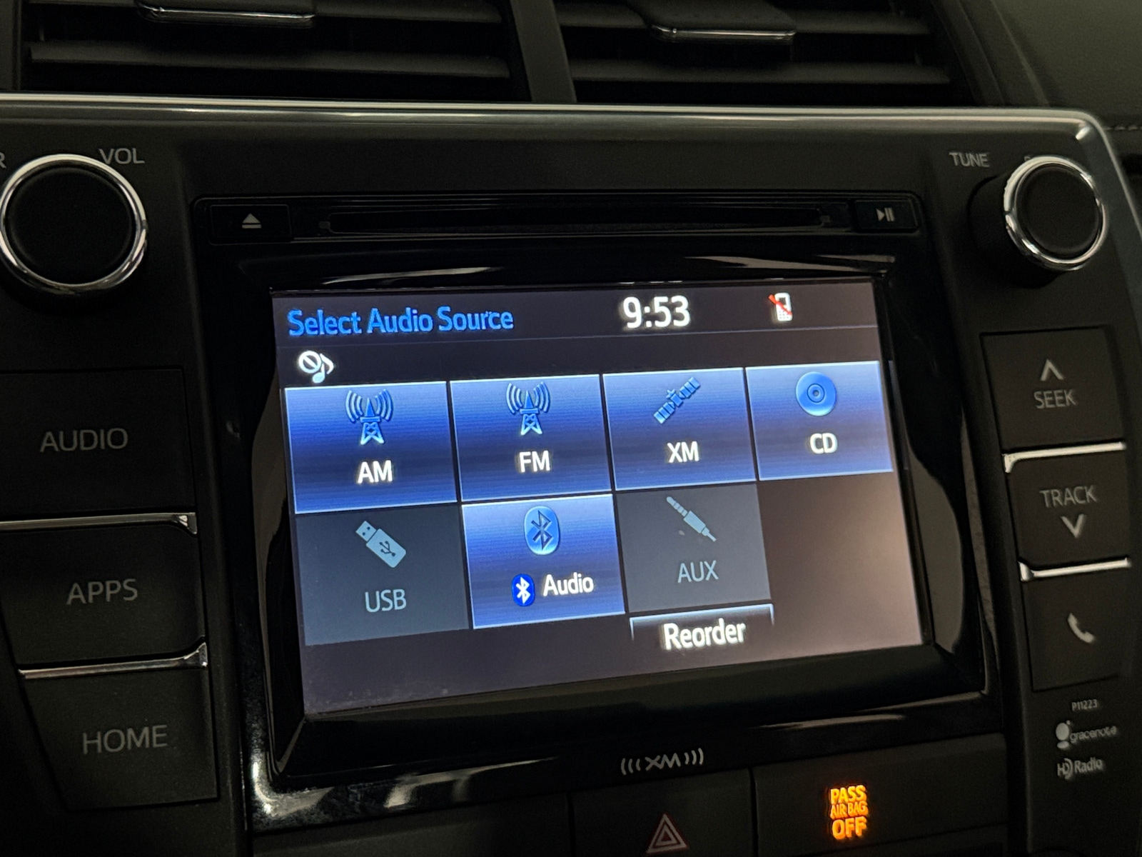 Thumbnail: 2017 Toyota Camry - 4