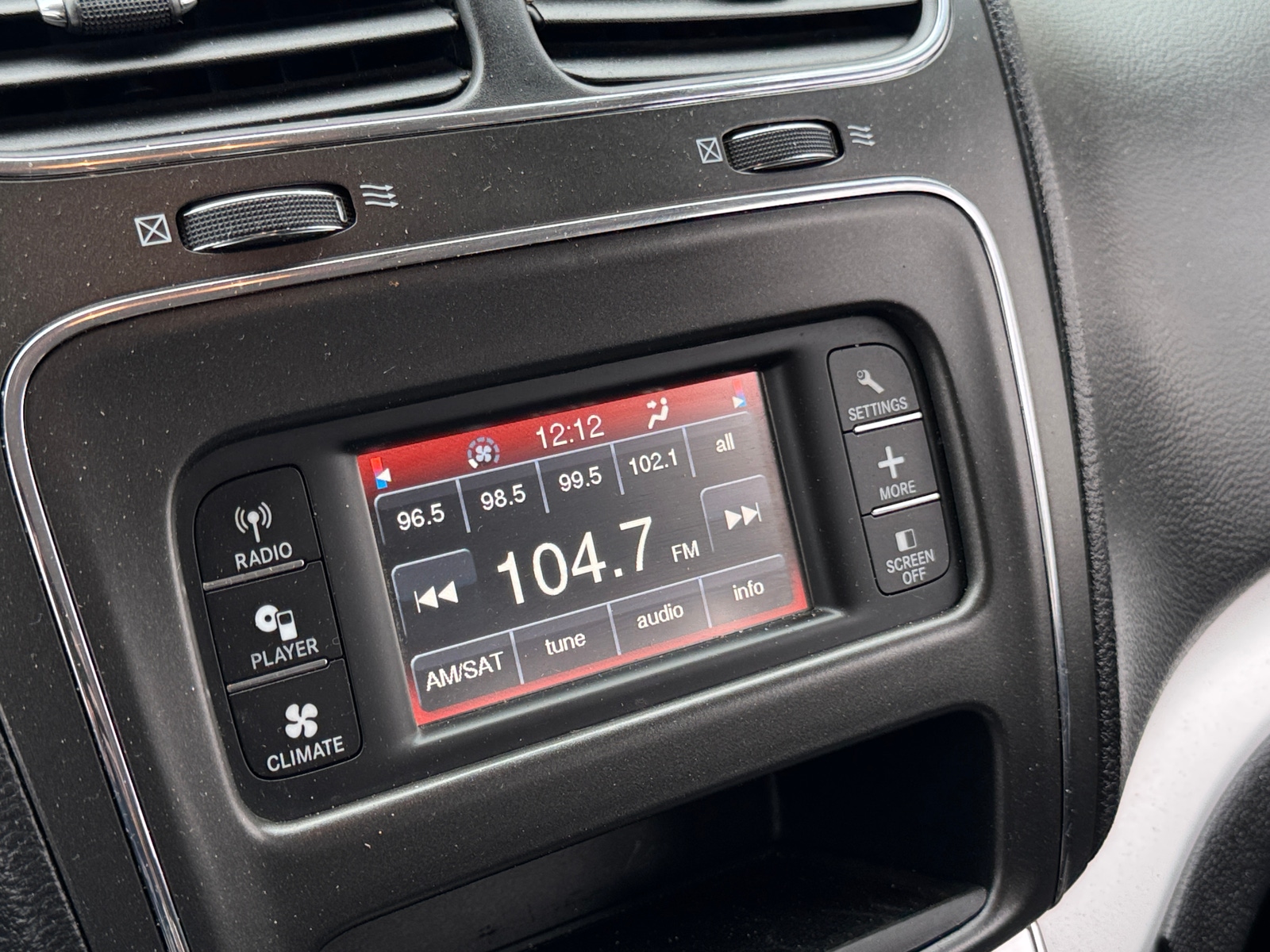 Thumbnail: 2019 Dodge Journey - 4