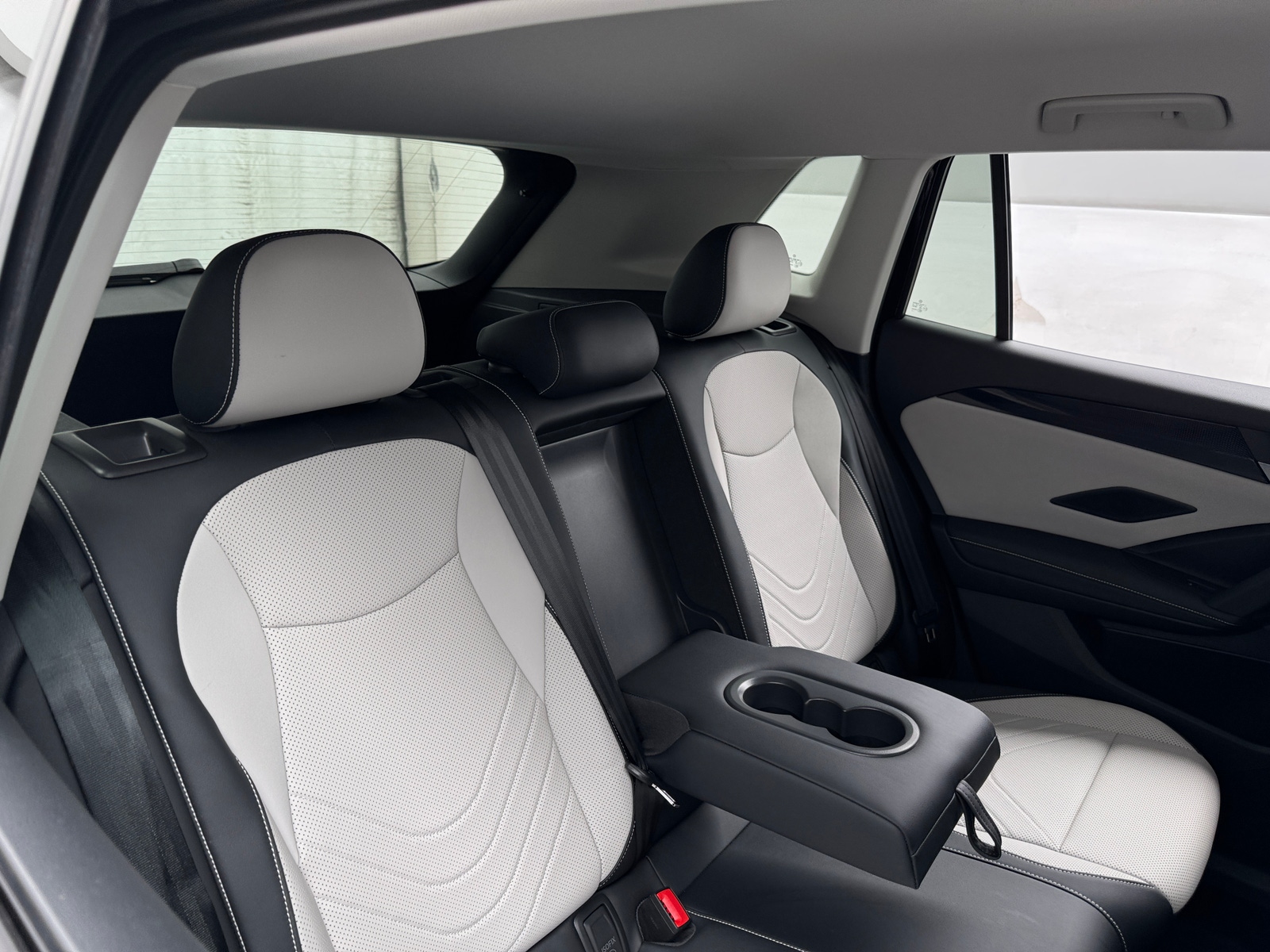 Thumbnail: 2025 Volkswagen Tiguan - 5