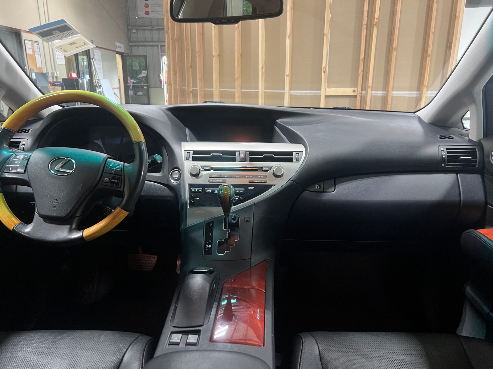 Thumbnail: 2012 Lexus RX - 3