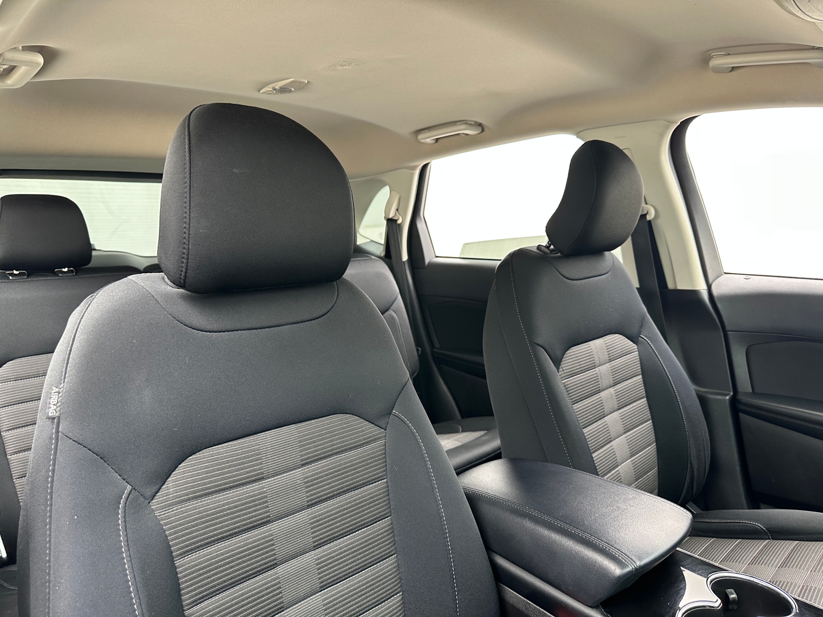 Thumbnail: 2017 Ford Edge - 2