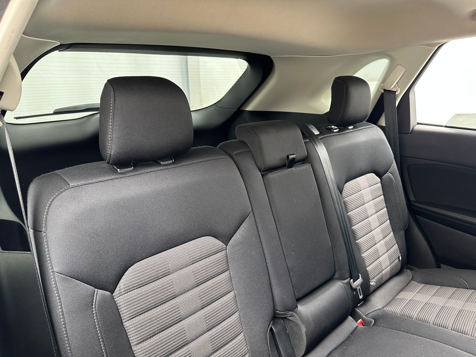 Thumbnail: 2017 Ford Edge - 6