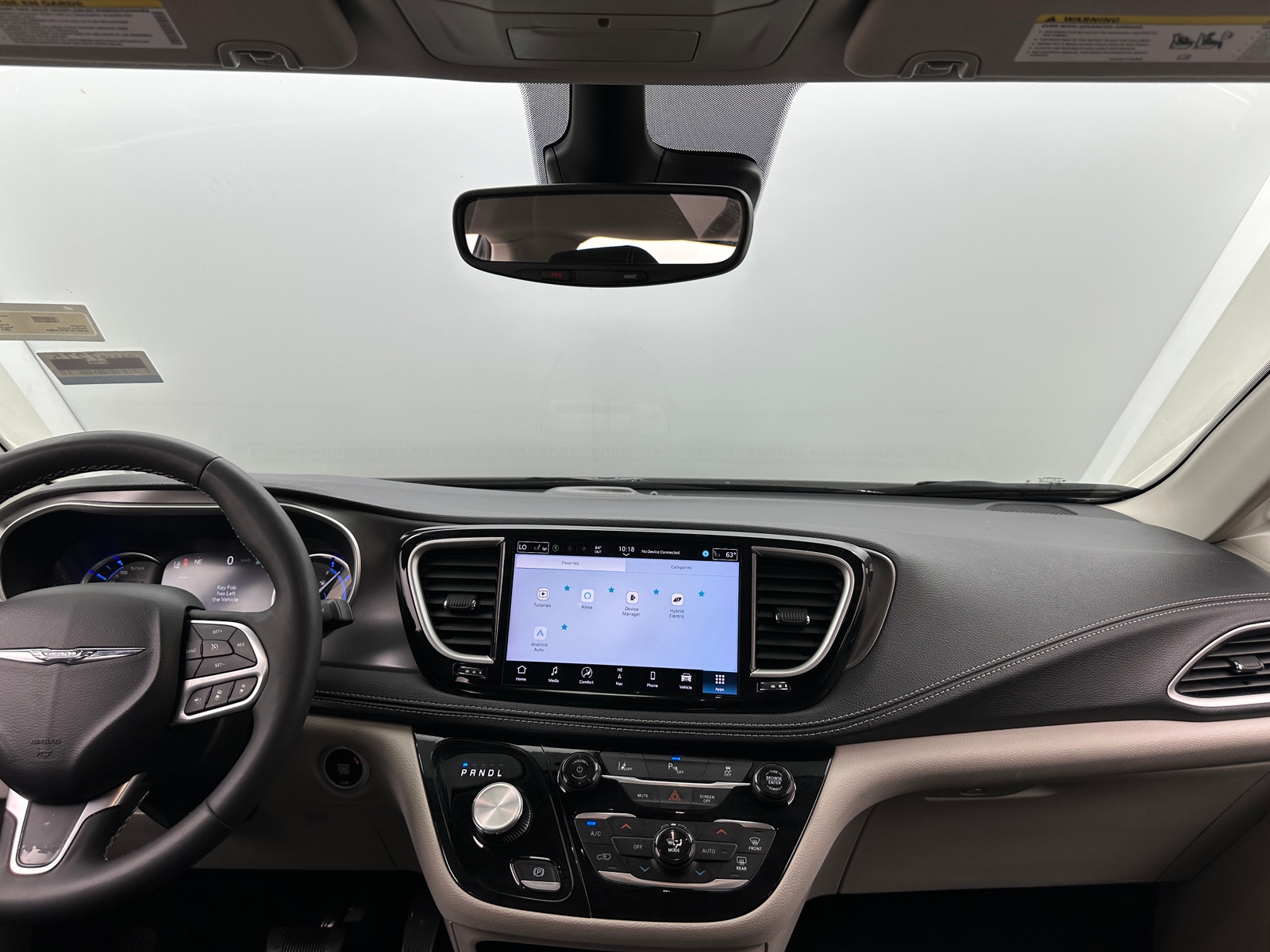 Thumbnail: 2024 Chrysler Pacifica - 2