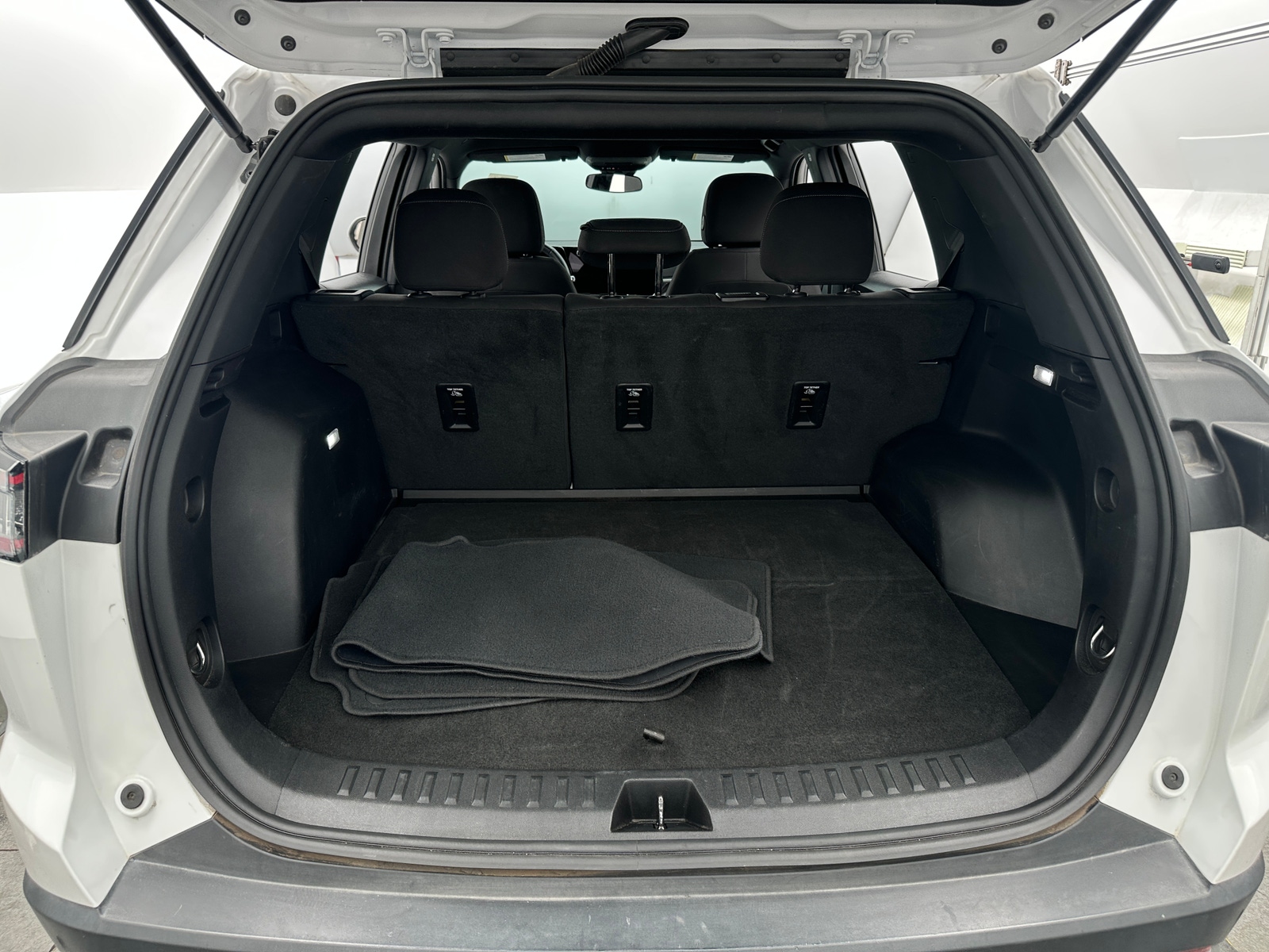 Thumbnail: 2025 Chevrolet Equinox - 7