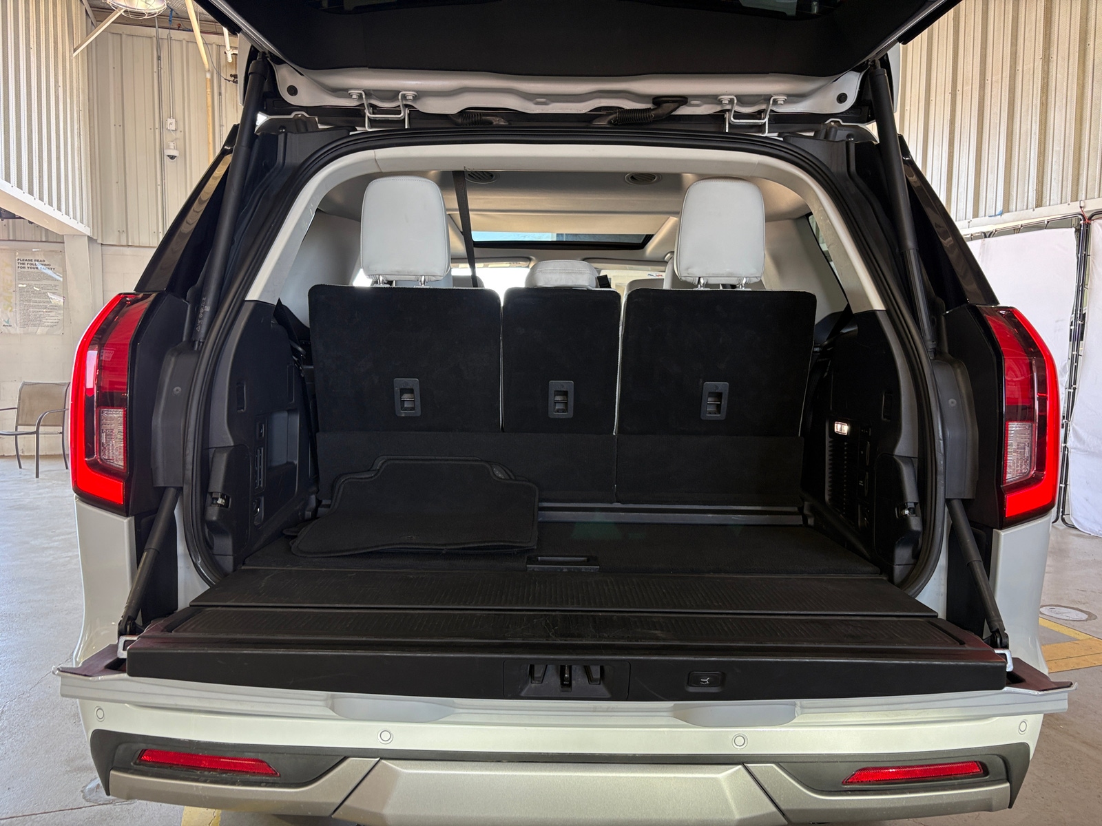 Thumbnail: 2025 Ford Expedition - 6