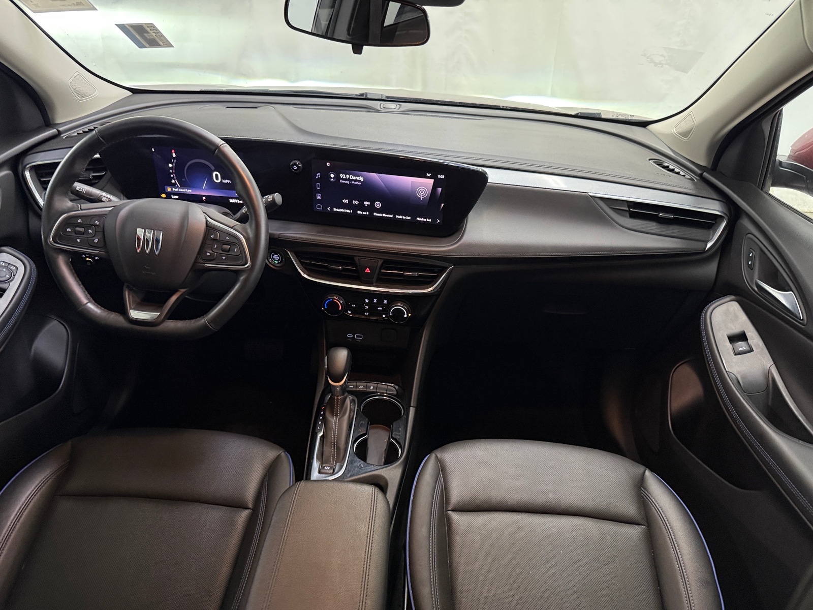 Thumbnail: 2025 Buick Encore GX - 2