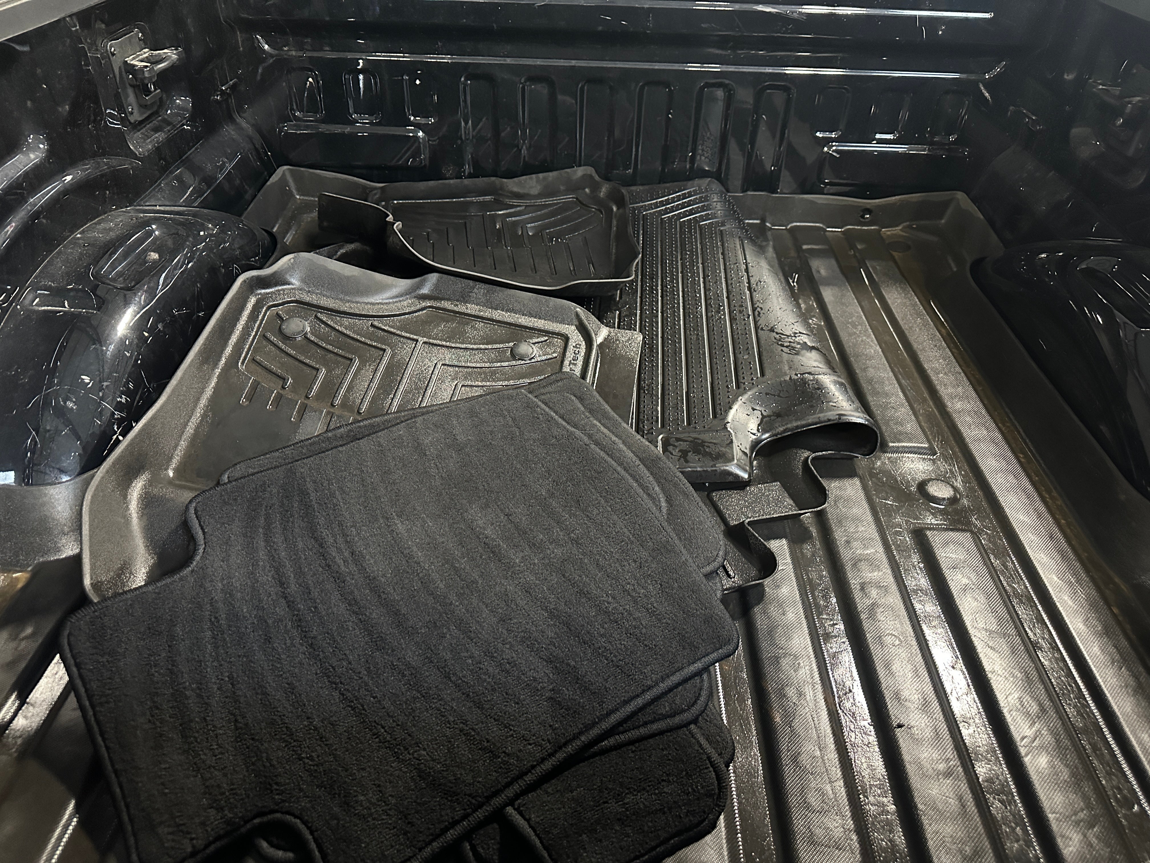 Used 2023 Ford F-150 Lightning XLT with VIN 1FTVW1EVXPWG51710 for sale in Oak Creek, WI