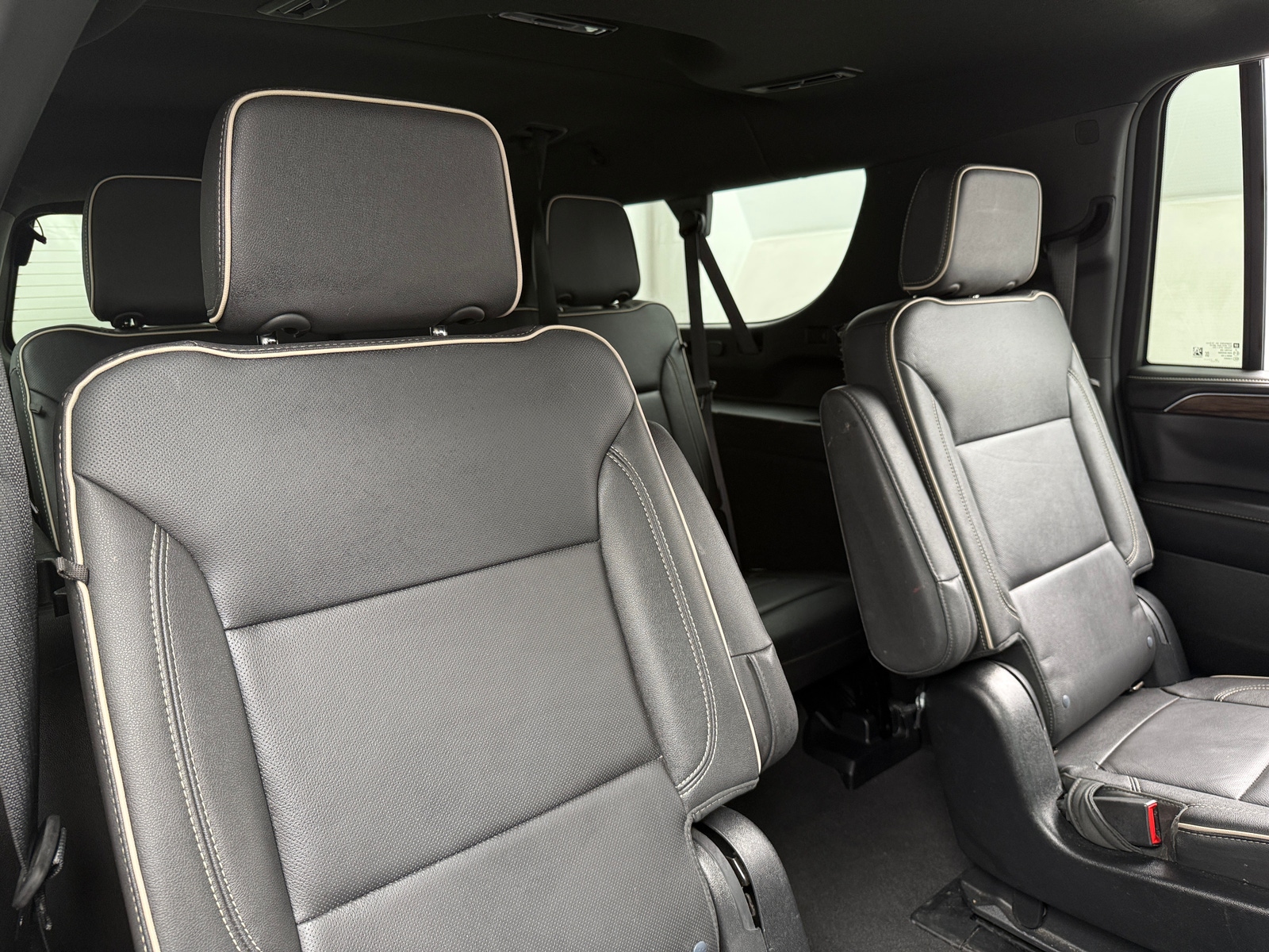 Thumbnail: 2023 Chevrolet Suburban - 5