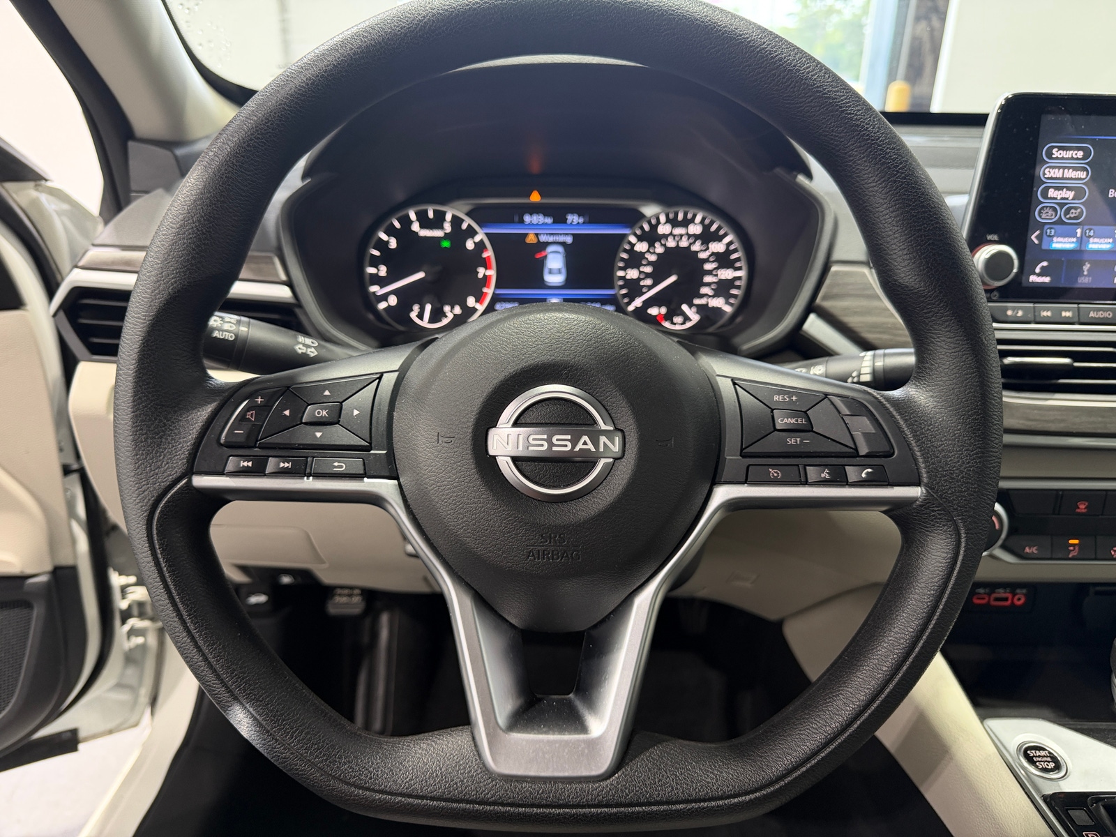Thumbnail: 2025 Nissan Altima - 5