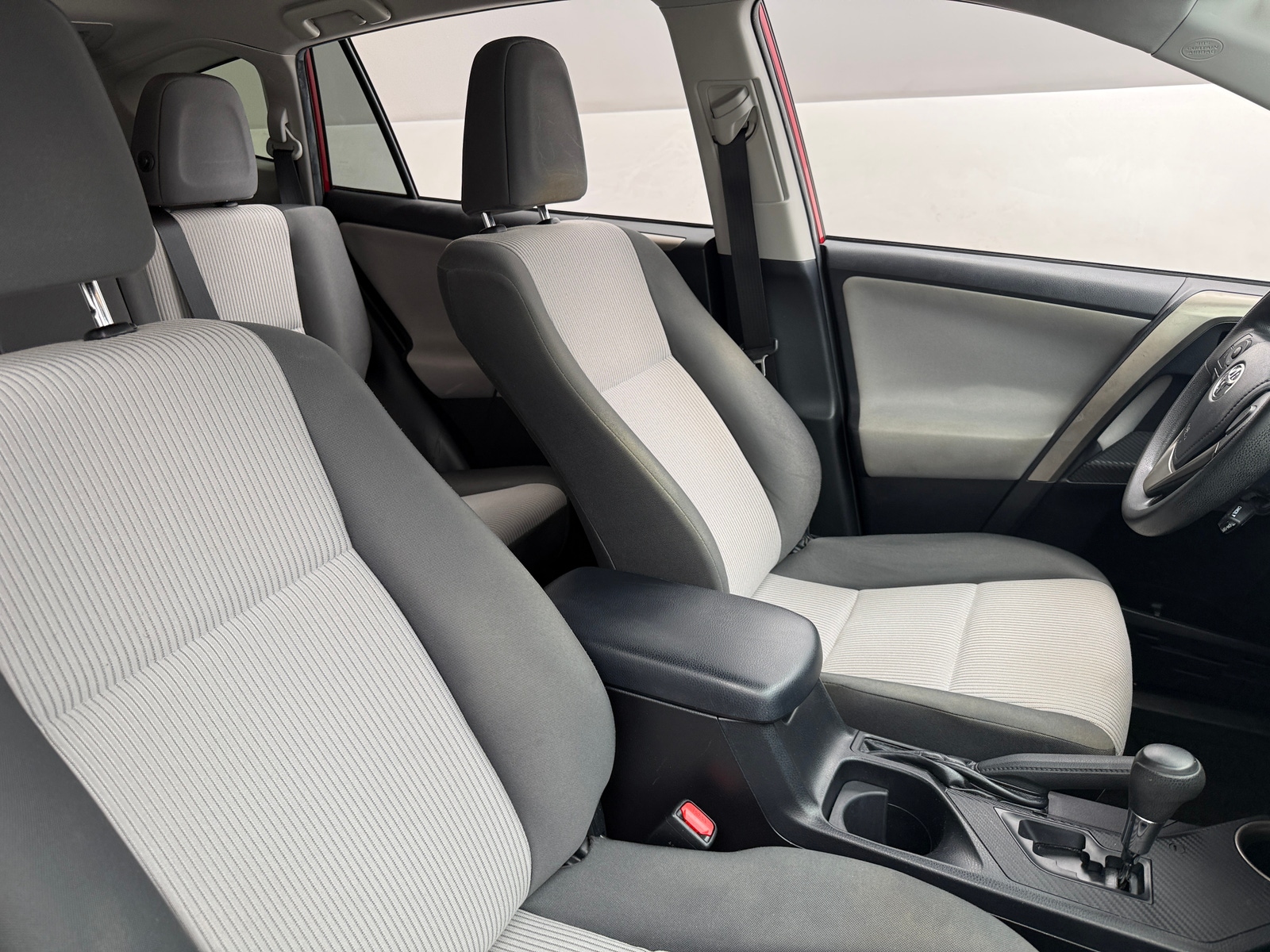 Thumbnail: 2014 Toyota RAV4 - 2