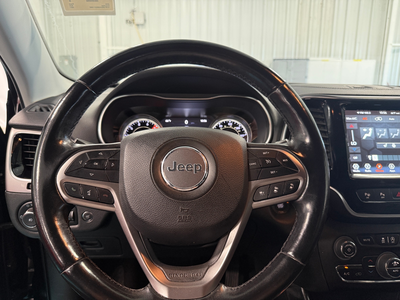 Thumbnail: 2021 Jeep Cherokee - 4