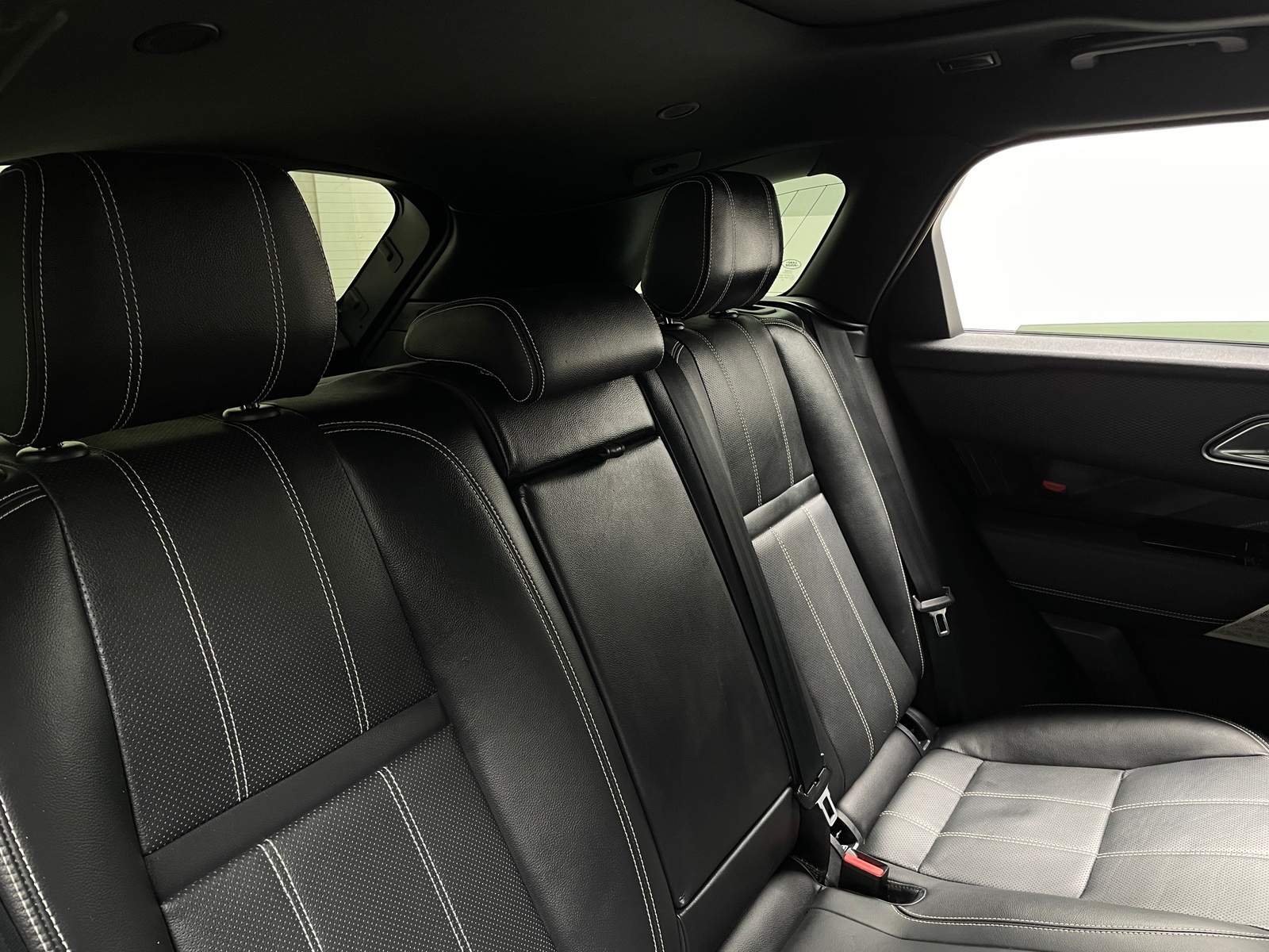 Thumbnail: 2021 Land Rover Range Rover Velar - 5