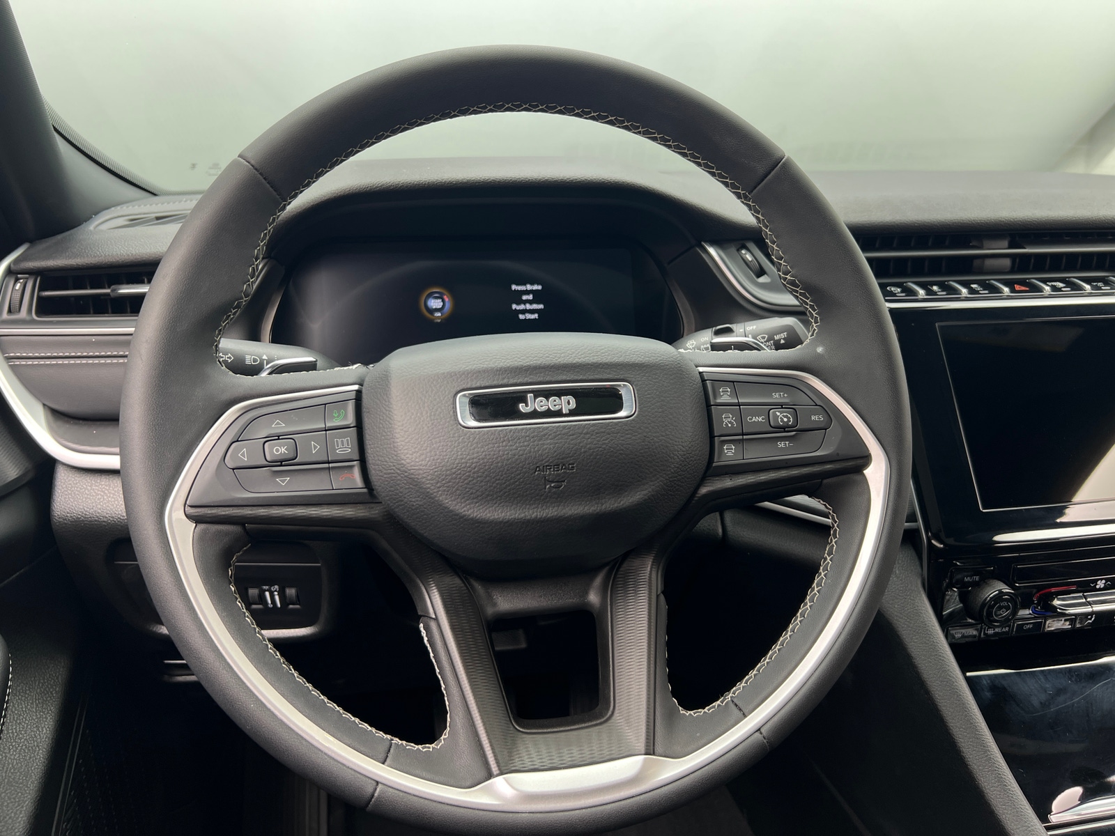 Thumbnail: 2025 Jeep Grand Cherokee - 5