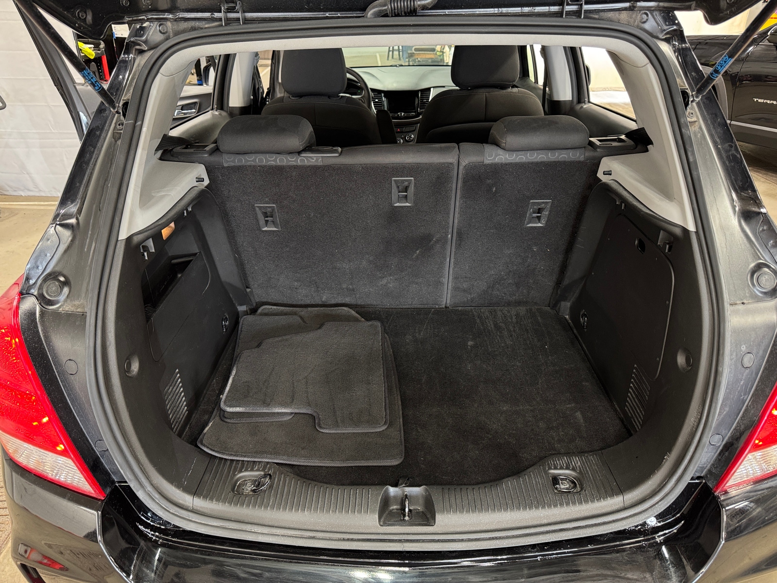 Thumbnail: 2020 Chevrolet Trax - 7