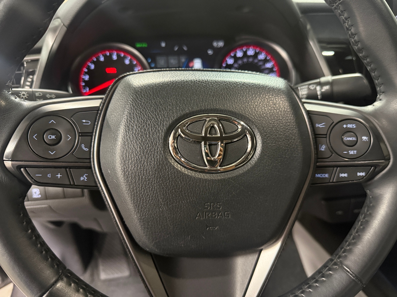 Thumbnail: 2023 Toyota Camry - 4