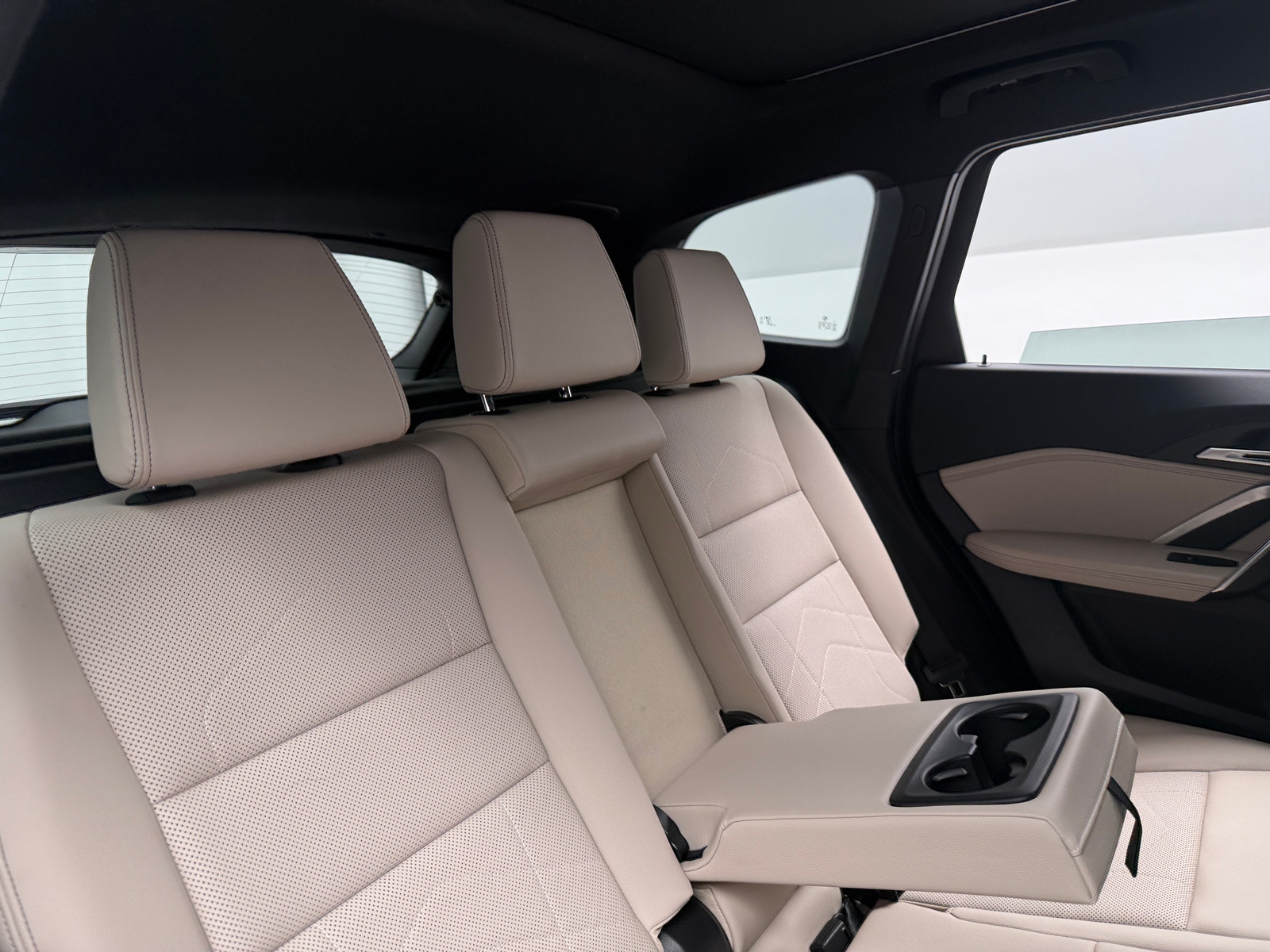 Thumbnail: 2023 BMW X1 - 5