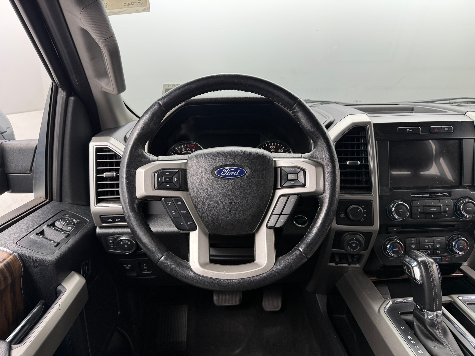 Thumbnail: 2018 Ford Econoline - 4