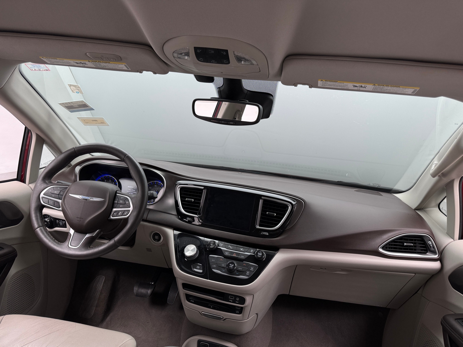 Thumbnail: 2017 Chrysler Pacifica - 2