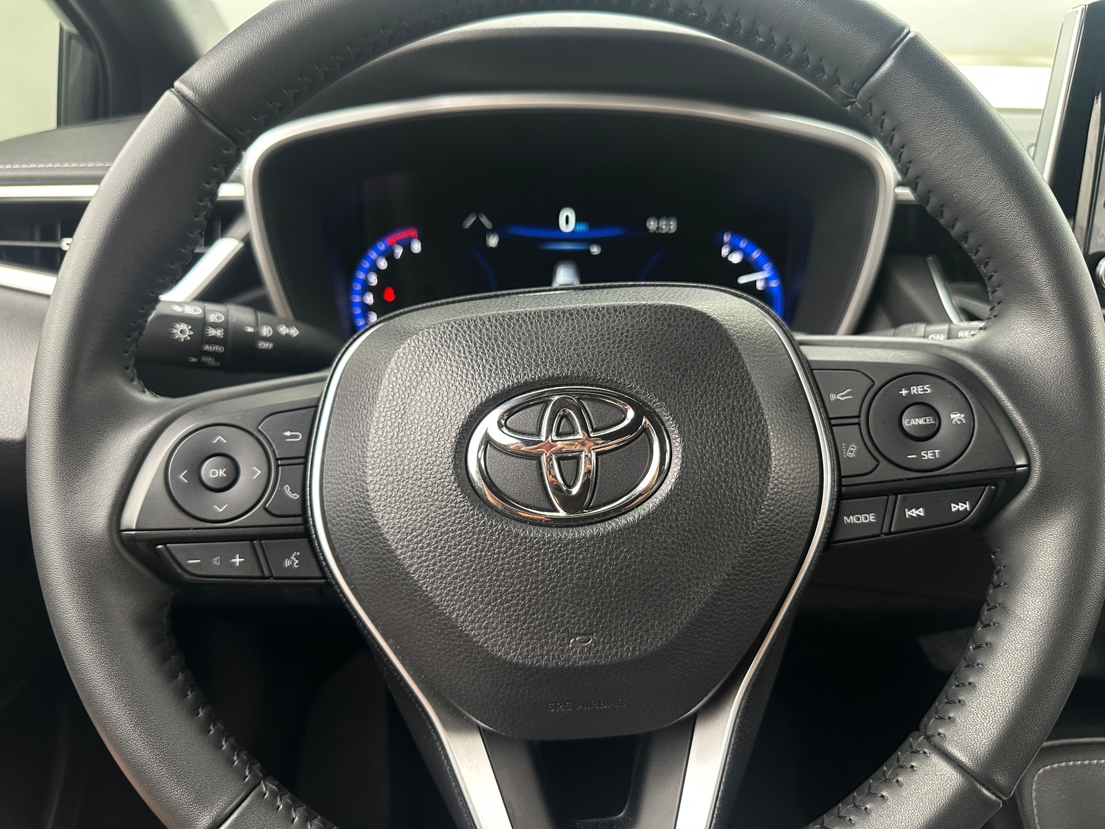 Thumbnail: 2022 Toyota Corolla - 4