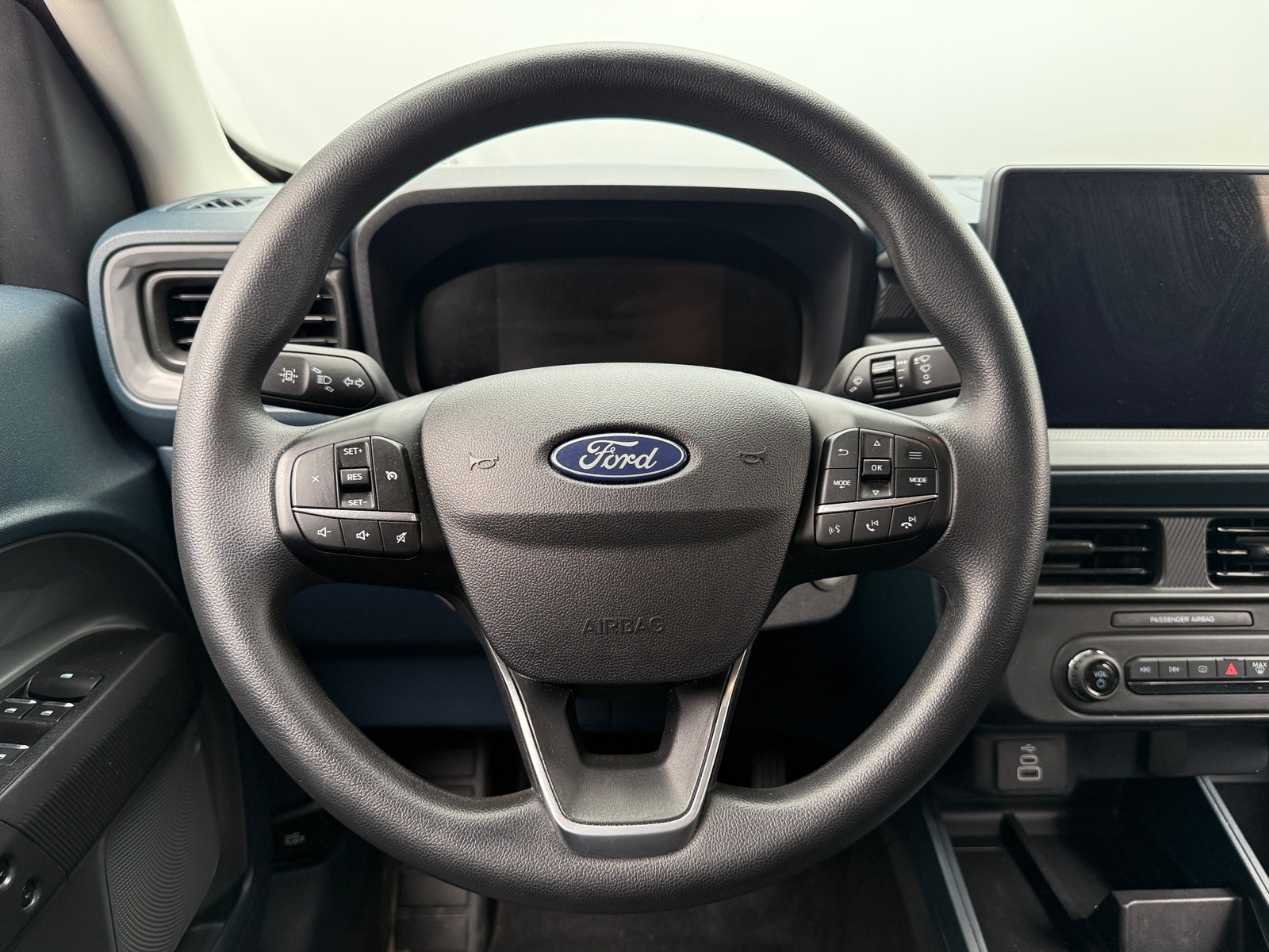 Thumbnail: 2025 Ford Maverick - 5